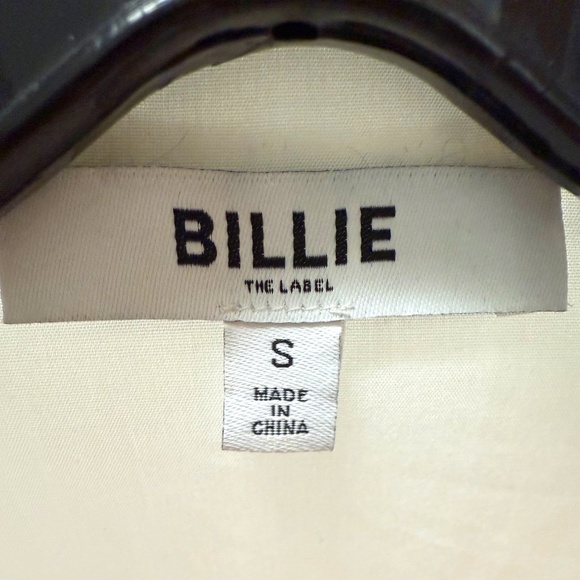 Billie White Button down Shirt, NWOT - Picture 3 of 5